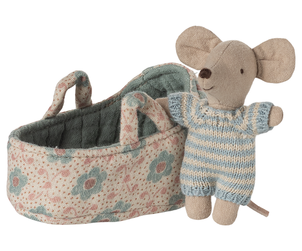 Maileg BABYMAUS mit BABY-TRAGETASCHE blau ca. 10 cm Gr. MY erhältlich bei www.luiseundfritz.de
