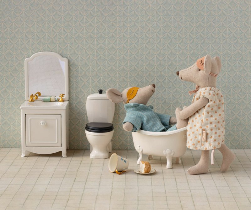Mailg Maus Badezimmer mit Waschtisch Mäuse WC und Badewanne - alles erhältlich bei www.luiseundfritz.de