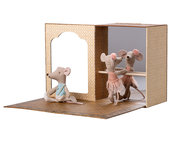 Maileg TANZSTUDIO mit BALLETTMÄUSE Schwester und Bruder | Wendebox mit Stockbetten erhältlich bei www.luiseundfritz.de