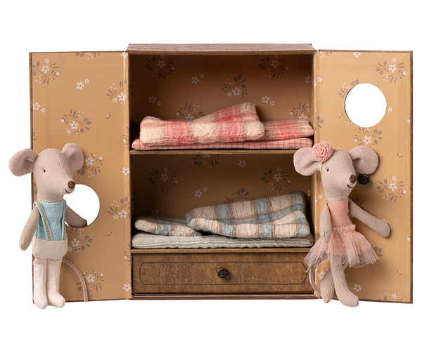 Maileg Maushaus mit TANZSTUDIO und BALLETTMÄUSE Schwester und Bruder | Wendebox mit Stockbetten erhältlich bei www.luiseundfritz.de