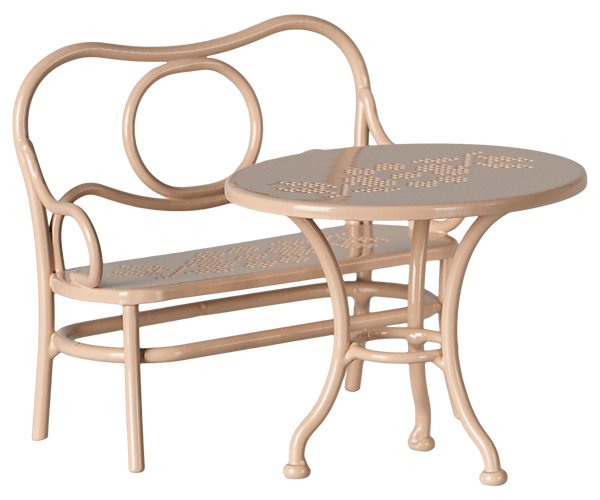 Maileg CAFEEHAUS-SET Tisch und Bank für Mäuse Sitzgruppe altrosa Puppenhausmöbel für Maus, erhältlich bei www.luiseundfritz.de