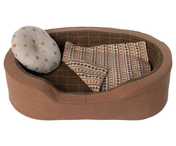 Maileg Hundkorb braun mit Matratze Decke und Kissen