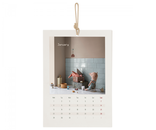 Maileg Kalender 2024 | Papier Wandkalender mit hübschen Maileg-Motiven