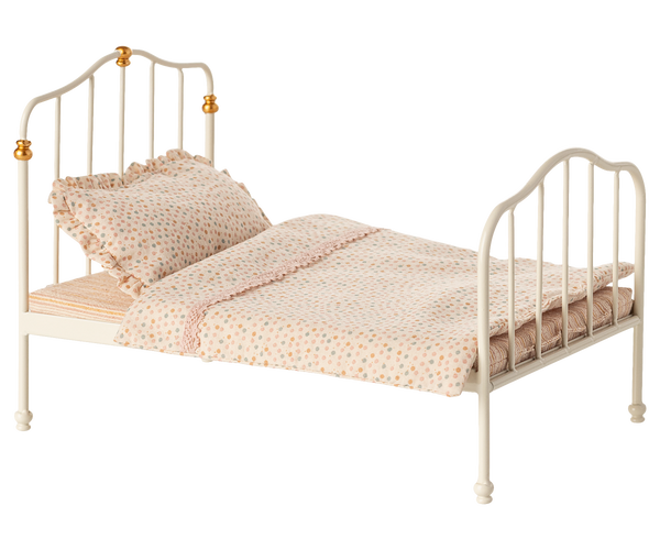 Maileg Bett für Mäuse VINTAGE CREAM Metallbett ca. 19x13 cm mit Bettwäsche erhältlich bei www.luiseundfritz.de