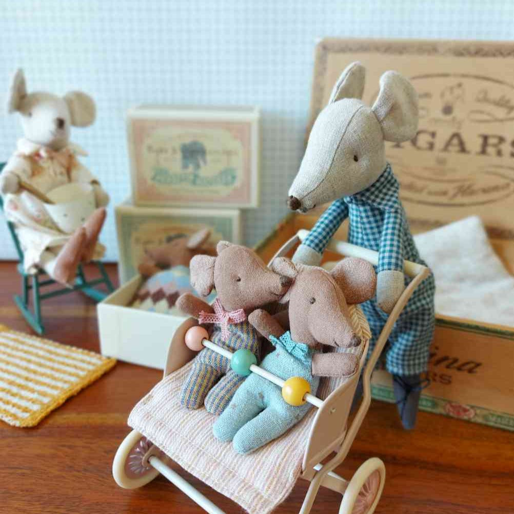 schlafsack maus Maileg Maus BABYMAUS blau SLEEPY WAKEY Säugling in Box + Schlafsack – Luise & Fritz