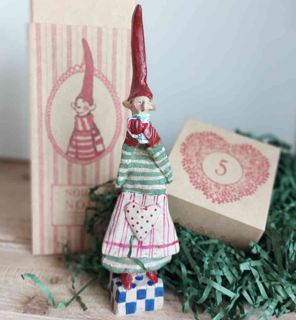 Maileg PETIT NOEL No. 5  Wichtel ca. 16,5 cm Weihnachtsdekoration Sammlerstück erhältlich bei www.luiseundfritz.de