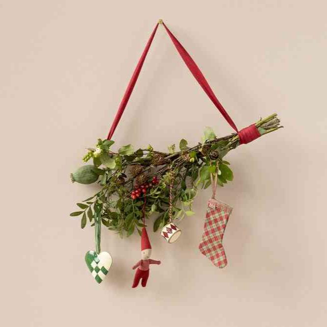 Maileg Strumpf Ornament Karo rot Tartanmuster Weihnachtssocke ☆ Nikolausstrumpf ca. 11x5 cm Leinen-Baumwolle