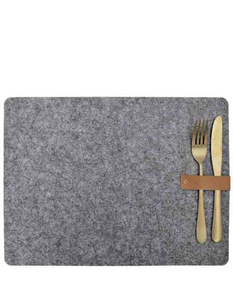 Platzmatte FILZ Wollfilz grau Tischset mit Band aus Leder Delight Department dieses Produkt findest du hier im Shop bei Luise und Fritz - Abb: platzmatte-filz-delight-department-luiseundfritz-mood