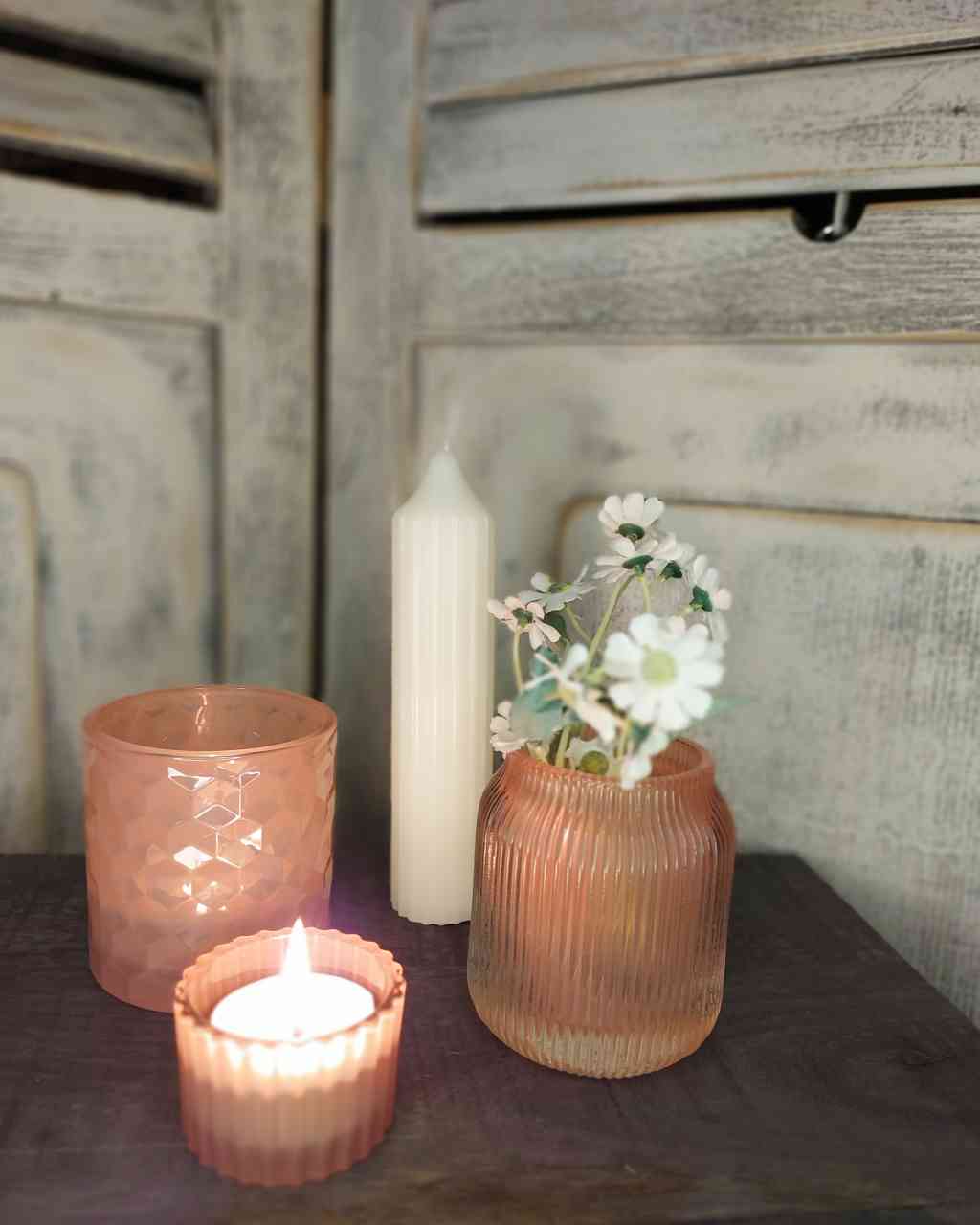 Windlicht / Vase zartrosa ca. 8x6,5 cm Teelichthalter schwere Qualtität aus gerilltem Glas IB LAURSEN