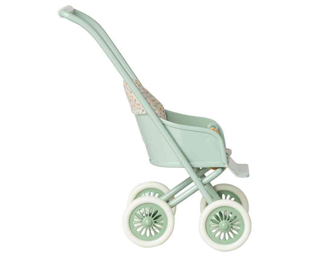 Puppenwagen