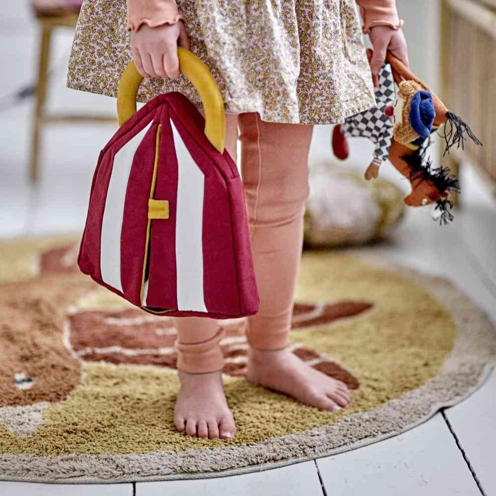 stimmungsfoto: bloomingville teppich rund aus 100% Baumwolle, 90 cm durchmesser mit vogelmotiv, thema bohokids, erhältlich bei luiseundfritz.de