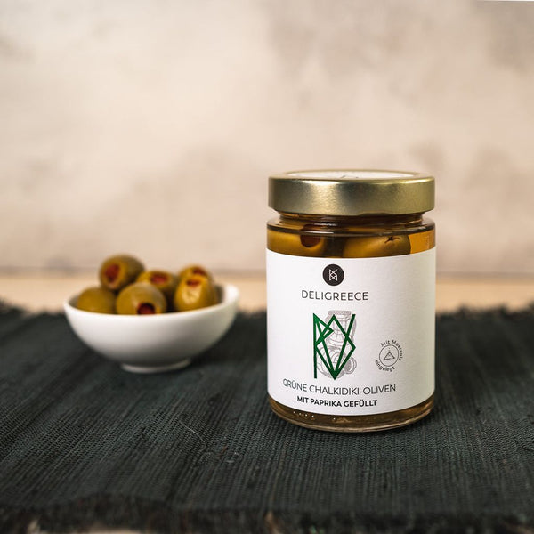 Deligreece - Grüne Chalkidiki Oliven mit Paprika gefüllt in Salzlake 345 g | 190 g Abtropfgewicht DELIGREECE | www.luiseundfritz.de