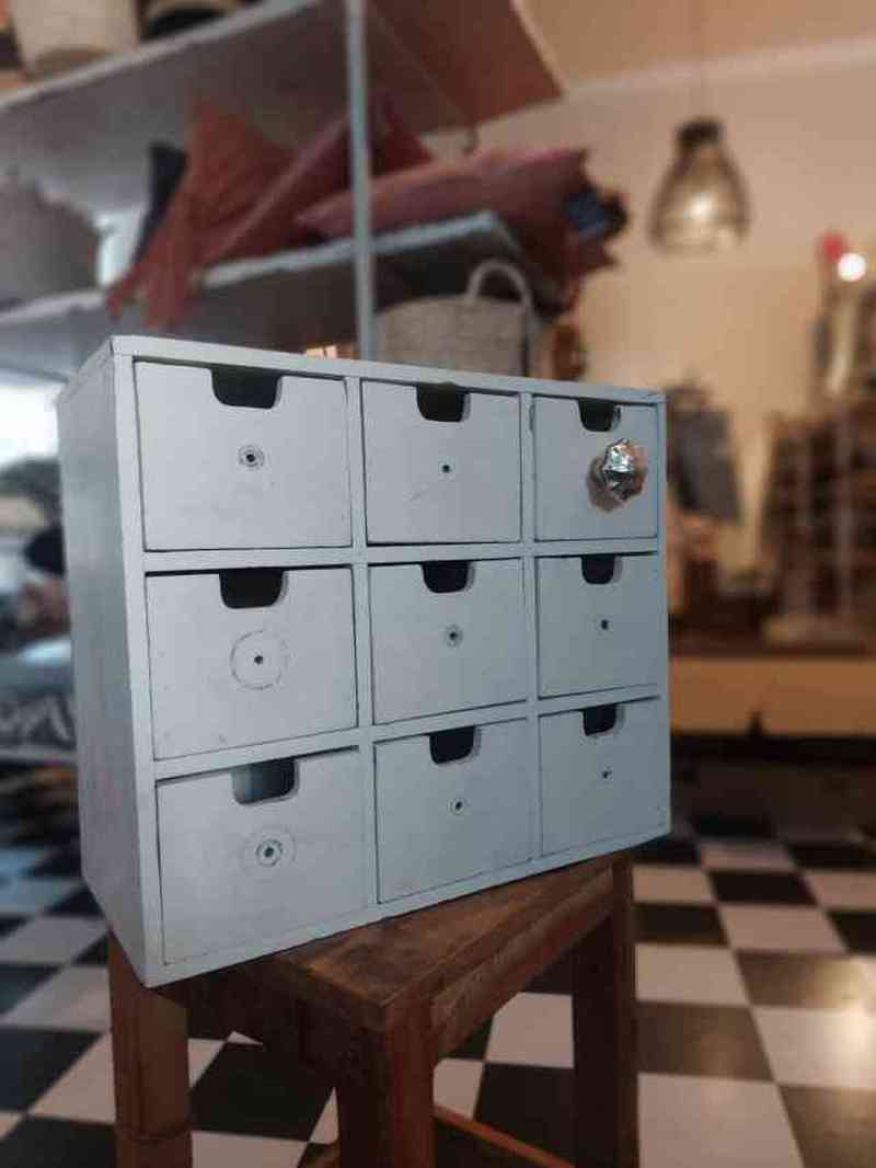 Ausstellungsstück aus Ladeninventar  kaufen bei luiseundfritz.de