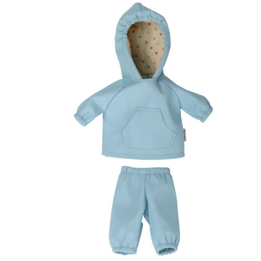 Maileg Regenbekleidung-Set RAINWEAR Teddykleidung für Teddy Junior WENIGEN TAGEN BEI UNS dieses Produkt findest du hier im Shop bei Luise und Fritz - Abb: maileg-regenkleidung-teddy-junior-puppenkleidung-luiseundfritz.de-16-2822-00