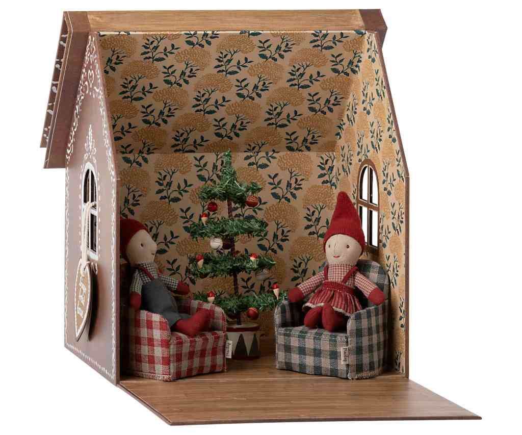 maileg lebkuchenhaus klein mit wichtel und tannenbaum, erhältlich bei luiseundfritz.de