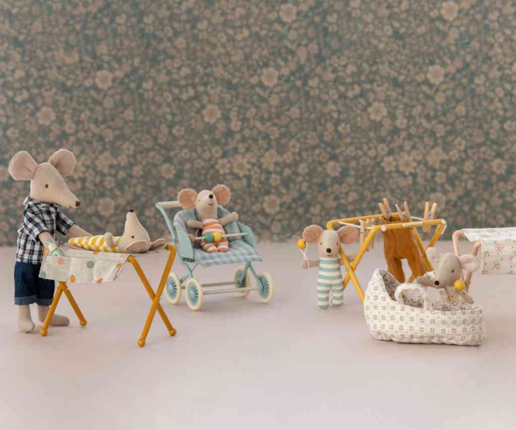 Puppenwagen
